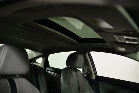 Used 2017 Honda Civic EX-L image 12