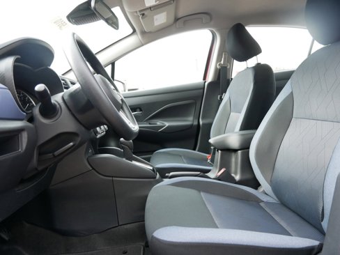 New 2025 Nissan Versa SV image 7