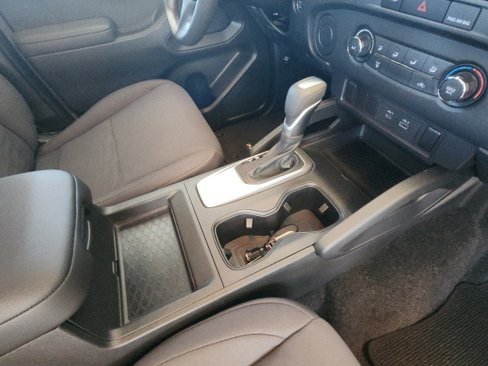 Used 2024 Nissan Frontier S image 21