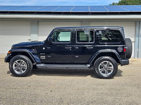 Used 2021 Jeep Wrangler Unlimited Sahara w/ Dual Top Group image 2