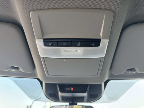 Used 2023 Nissan Rogue S image 26