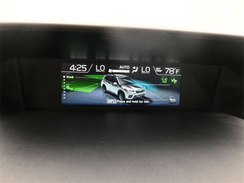 Used 2022 Subaru Forester Limited image 9