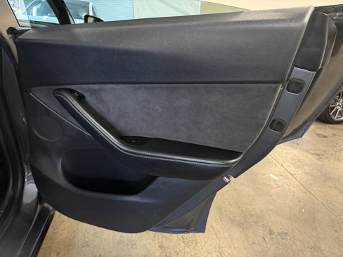 Used 2020 Tesla Model Y Performance image 24