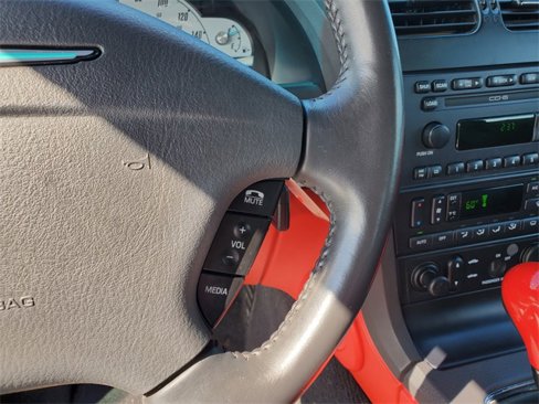 Used 2002 Ford Thunderbird image 13