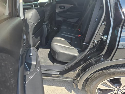 Used 2024 Nissan Murano SV image 8