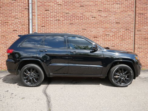 Used 2021 Jeep Grand Cherokee Laredo X image 26