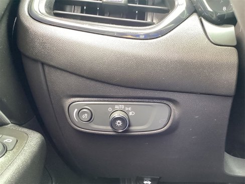Certified 2022 Chevrolet Equinox RS w/ RS Leather Package image 18