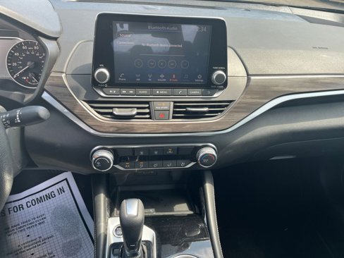 Used 2023 Nissan Altima 2.5 SV image 18