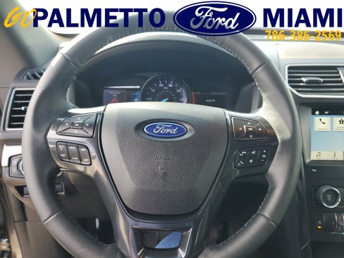Used 2018 Ford Explorer XLT w/ Equipment Group 202A image 20