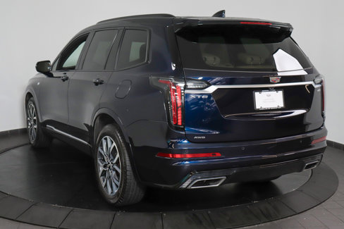 Used 2022 Cadillac XT6 Sport image 2
