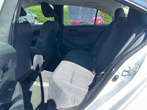 Used 2022 Toyota Corolla LE image 13