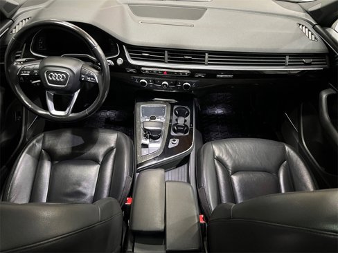 Used 2017 Audi Q7 3.0T Premium Plus w/ Premium Plus Package image 41
