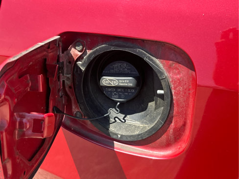 Used 2018 Toyota Corolla LE image 14