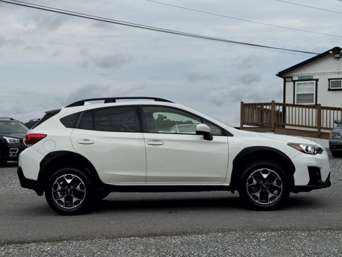 Used 2019 Subaru Crosstrek 2.0i Premium w/ Moonroof Package image 2