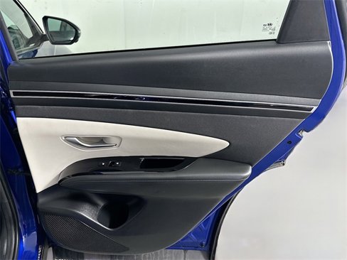 Used 2023 Hyundai Tucson Limited image 30