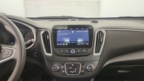 Used 2023 Chevrolet Malibu LS image 12