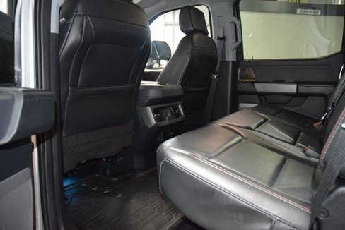 Used 2023 Ford F450 Lariat w/ Snow Plow Prep Package image 31
