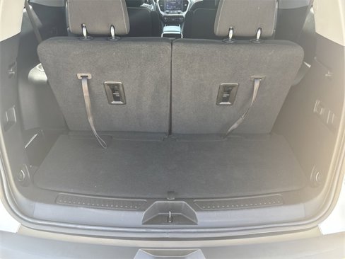 Used 2023 GMC Acadia SLE w/ Driver Convenience Package image 12