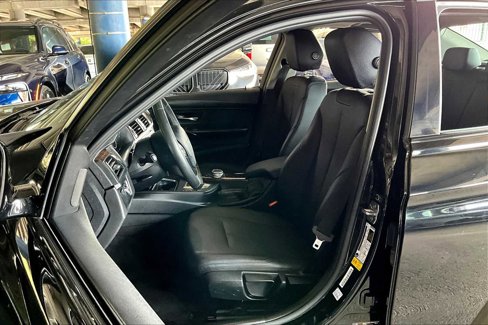 Used 2015 BMW 320i Sedan image 7