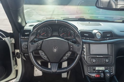 Used 2013 Maserati GranTurismo Sport image 15
