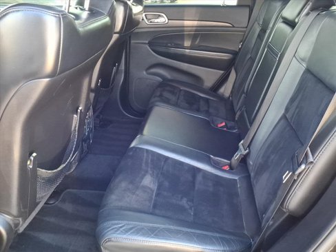 Used 2015 Jeep Grand Cherokee Altitude image 15