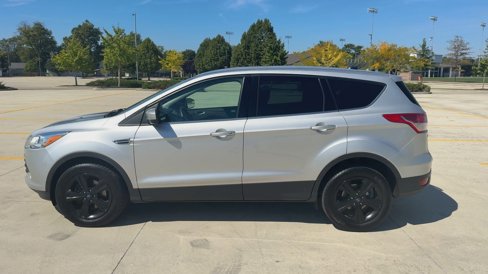 Used 2016 Ford Escape SE w/ SE Cold Weather Package image 5