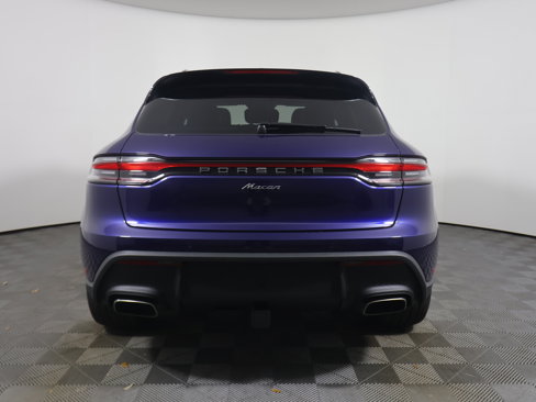 New 2025 Porsche Macan image 6