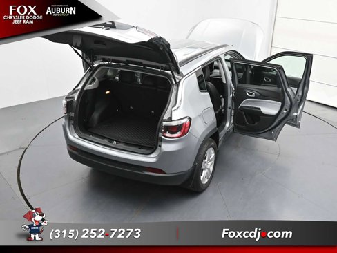 Used 2022 Jeep Compass Latitude w/ Convenience Group image 34