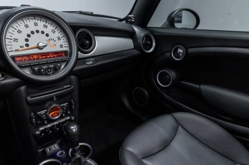 Used 2014 MINI Cooper Convertible image 18