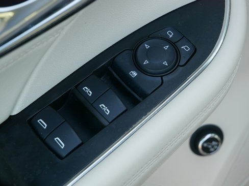 Used 2021 Buick Envision Preferred image 17