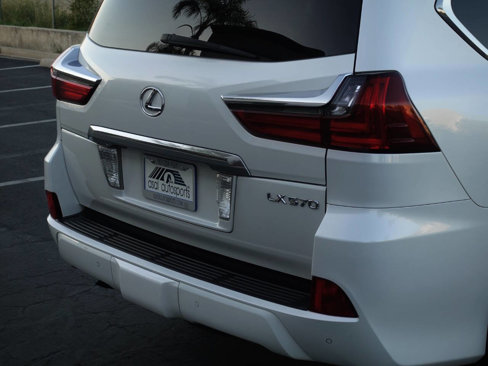 Used 2016 Lexus LX 570 4WD image 24
