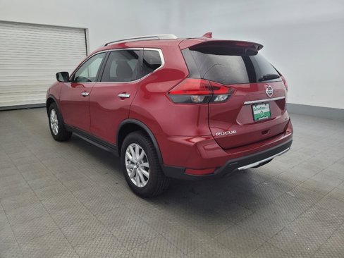 Used 2017 Nissan Rogue SV image 5