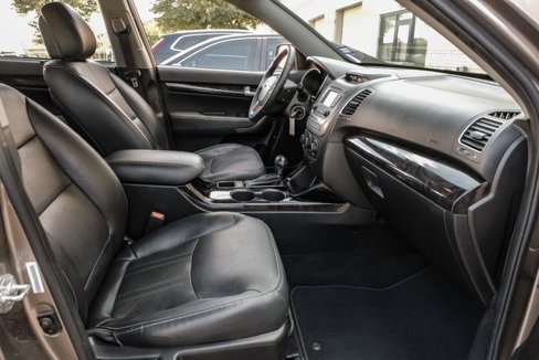 Used 2015 Kia Sorento LX image 34
