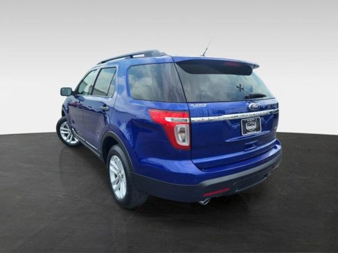 Used 2015 Ford Explorer FWD image 4