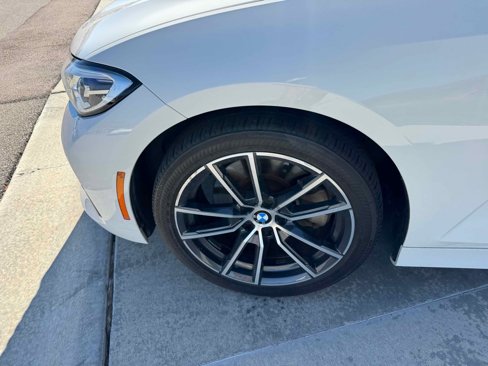 Used 2020 BMW 330i Sedan w/ Convenience Package image 14