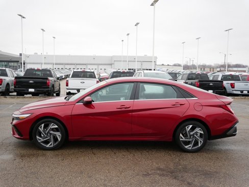 New 2025 Hyundai Elantra SEL image 6