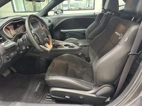 Used 2022 Dodge Challenger SRT Hellcat image 32
