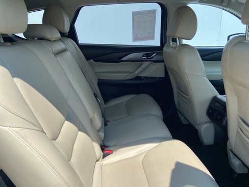 Used 2019 MAZDA CX-9 Touring image 6