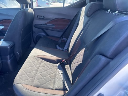 Used 2020 Nissan Kicks SR image 12