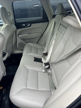 Used 2019 Volvo XC60 T6 Inscription w/ Protection Package Premier image 13