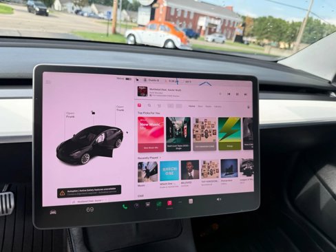 Used 2021 Tesla Model 3 Long Range image 16