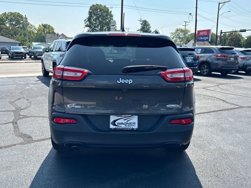 Used 2015 Jeep Cherokee Latitude image 6