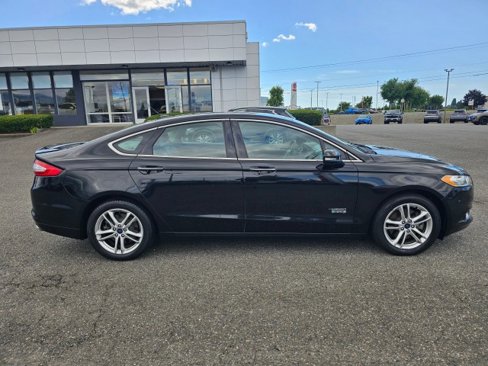Used 2016 Ford Fusion Energi Titanium w/ Driver Assist Package image 2