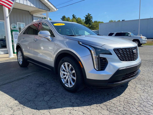 Used 2019 Cadillac XT4 Luxury w/ Cold Weather Package image 9