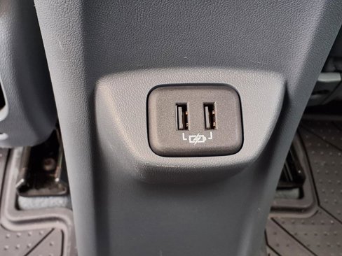 Used 2020 Chevrolet Bolt Premier w/ Infotainment Package image 25