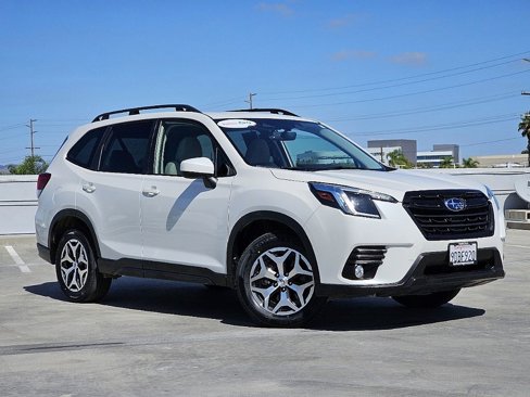 Certified 2022 Subaru Forester Premium image 3