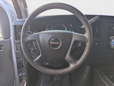 Used 2017 GMC Savana 2500 image 11