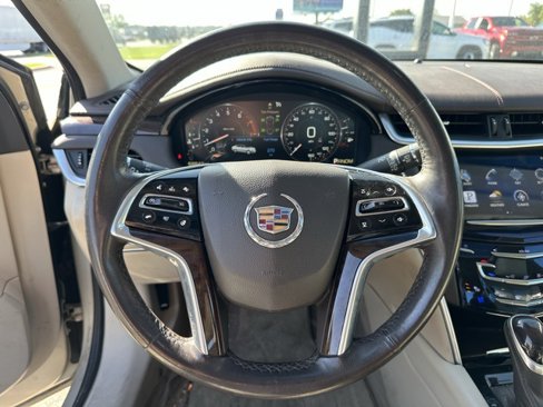 Used 2013 Cadillac XTS Premium image 19