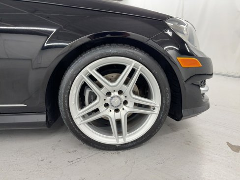 Used 2014 Mercedes-Benz C 250 Sedan image 12