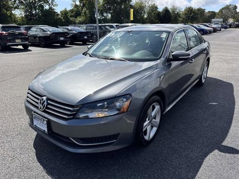 Used 2013 Volkswagen Passat 2.5 SE image 6